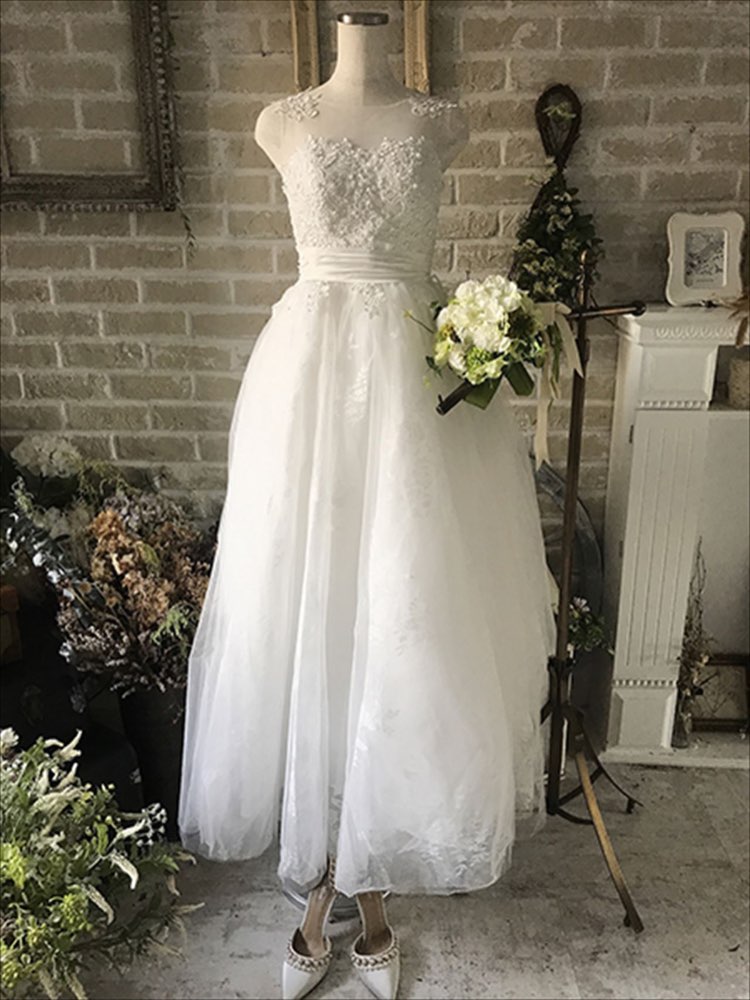 アンクル丈ノースリーブティアード切り替え編み上げドレス レンタルドレスのドレリッチ